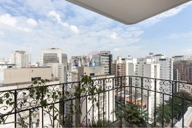 Imagem Cobertura charmosa em localização privilegiada na Vila Olímpia: 204m² 2 Suítes 2 Vagas