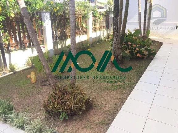 Imagem Casa com Piscina e Localização Privilegiada no Centro de Itapoá, Perto da Prefeitura