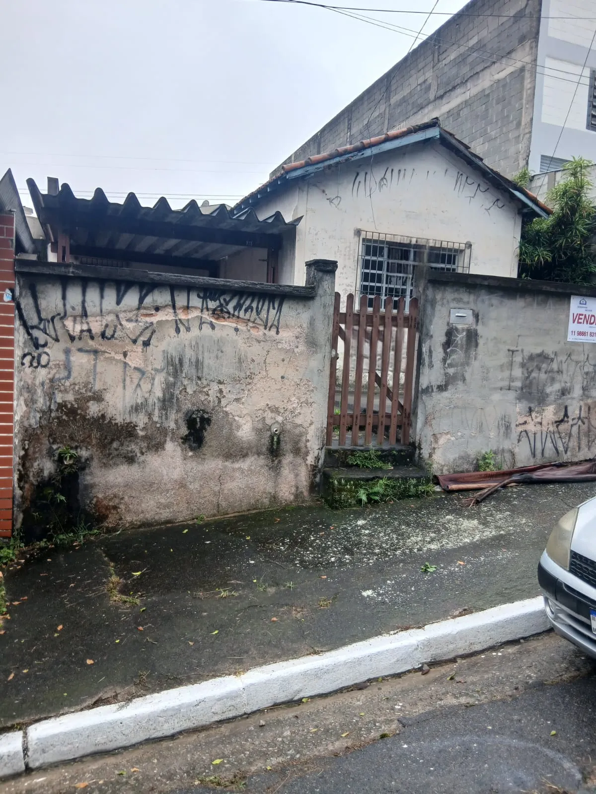 Imagem VENDO CONFORTÁVEL CASA NO BAIRRO PEDREIRA!