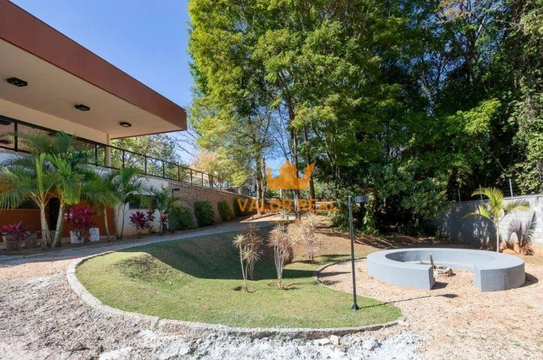 Imagem Casa Clássica no Jardim Atenas, Sofisticação, Exclusividade e Arquitetura Atemporal na Malota - R$ 5.2 milhões