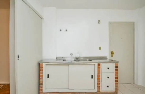 Imagem Apartamento com 2 quartos e 90m² à venda em Cristal, Porto Alegre/RS .