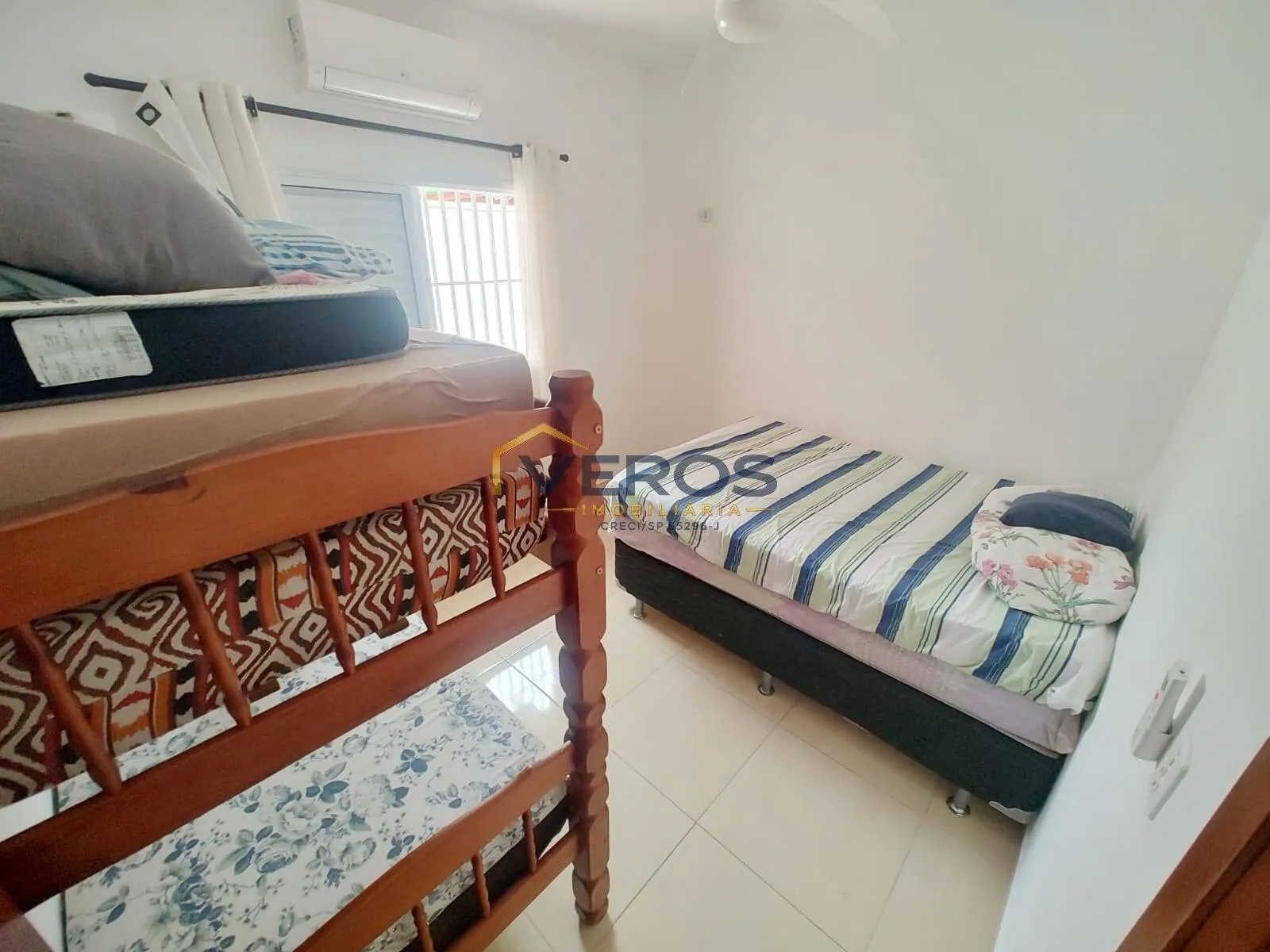Imagem Casa 02 quartos a venda 400 metros da praia Massaguaçu em Caraguá