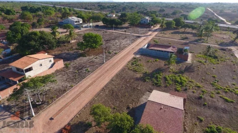 Imagem Terreno em Condomínio a Venda no bairro Centro - Cascavel, CE