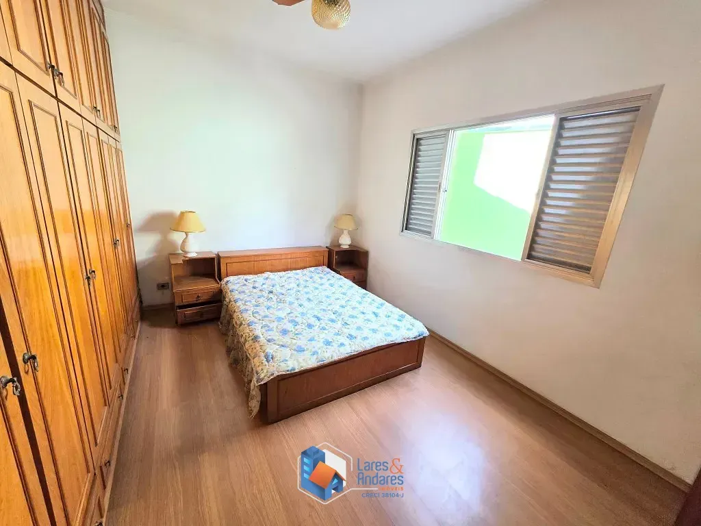 Imagem Casa para venda em Parque São Domingos com 3 quartos, sendo 3 suítes, 405m²