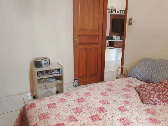Imagem Casa em excelente localização no Sagrada Família.
