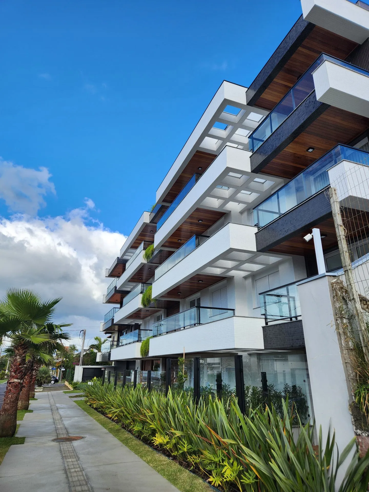 Imagem Apartamento à venda em Torres, Praia da Cal, com 2 quartos, 160.86m2
