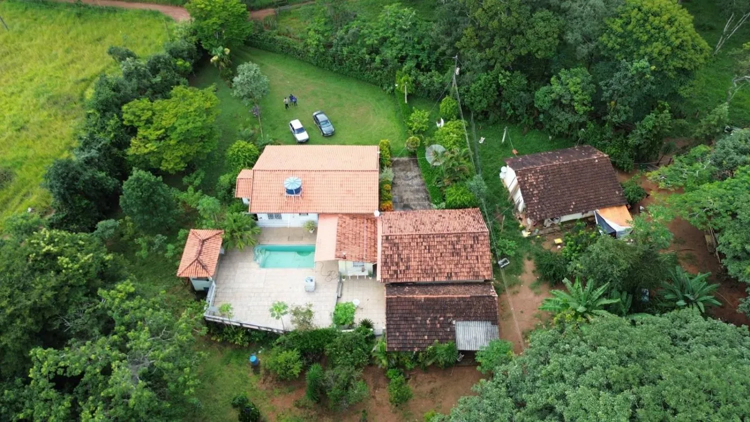 Foto do imóvel Terreno à Venda em Carmo da Mata / Cláudio: 27 Hectares com Estrutura Completa de Lazer