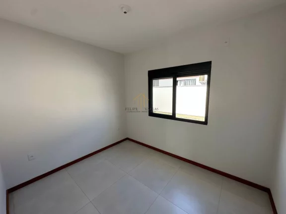 Imagem Casa térrea de 3 dormitórios com suíte sozinha no terreno