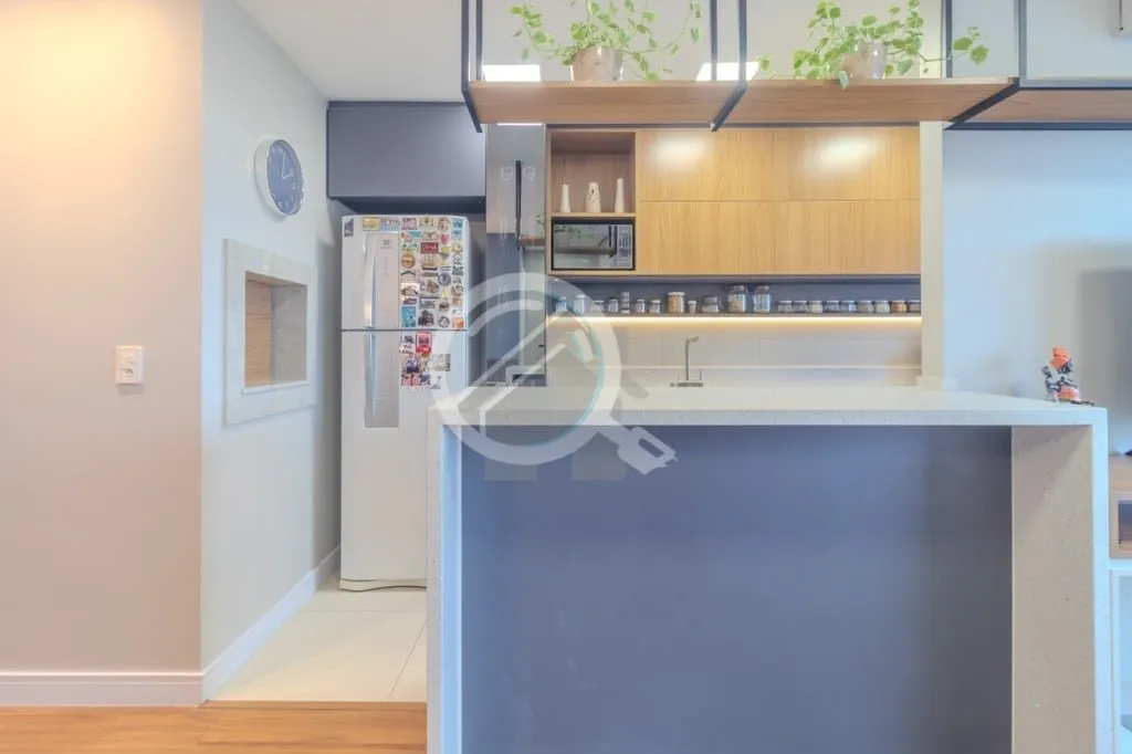 Imagem Lindo apartamento de dois Dormitórios, todo decorado por arquiteta renomada. O banheiro da Suíte f...