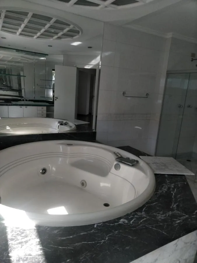 Imagem Apartamento para Venda em Santo André, Jardim, 5 dormitórios, 4 suítes, 6 banheiros, 4 vagas