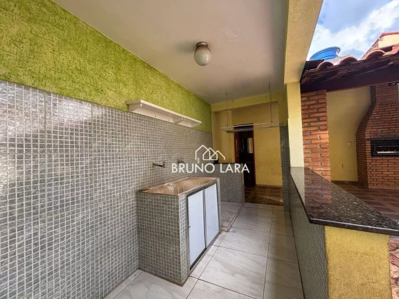 Imagem Casa à venda no bairro Resplendor - Igarapé/MG.