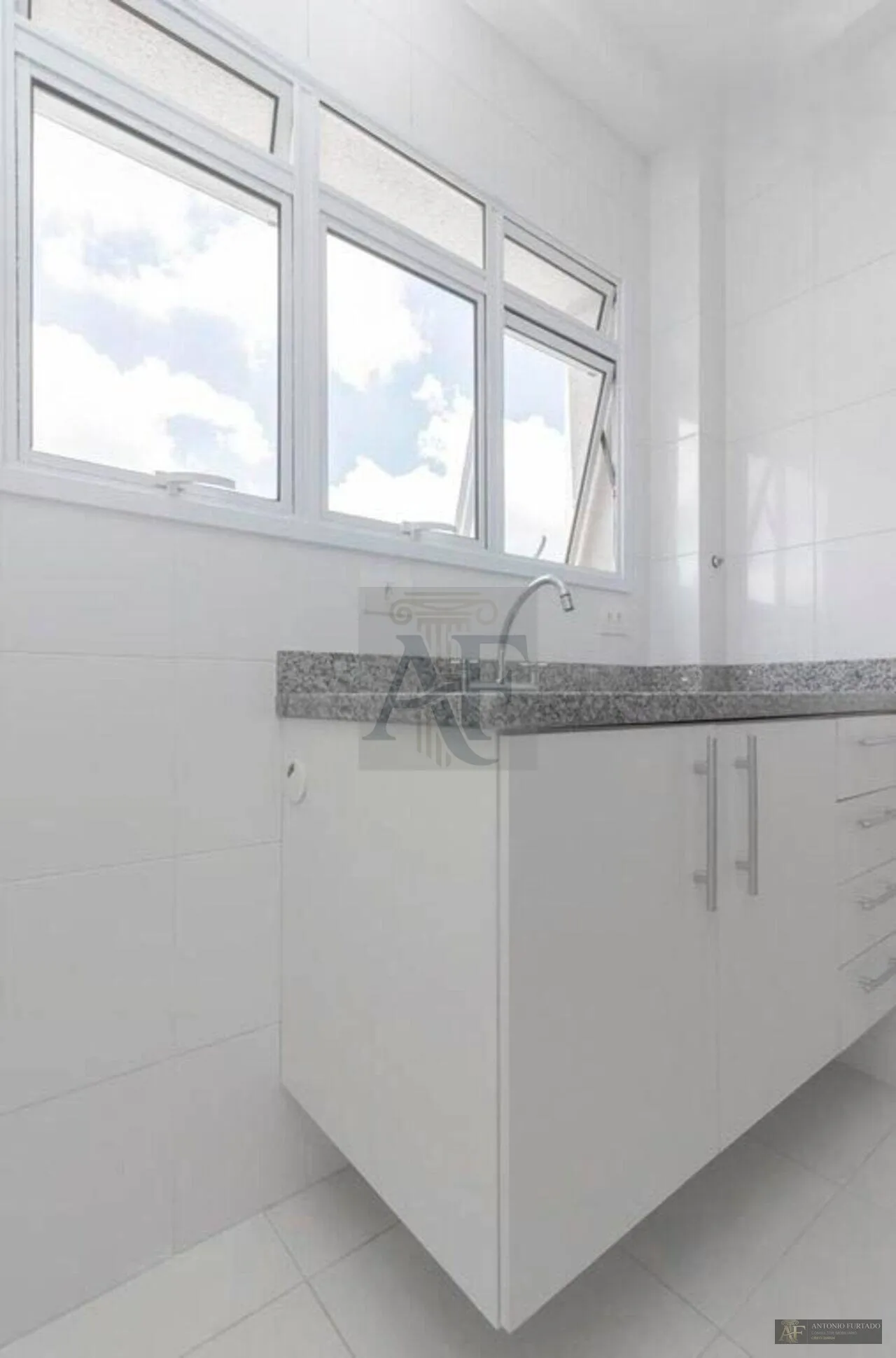 Imagem Apartamento para alugar em Vila Dom Pedro I, São Paulo