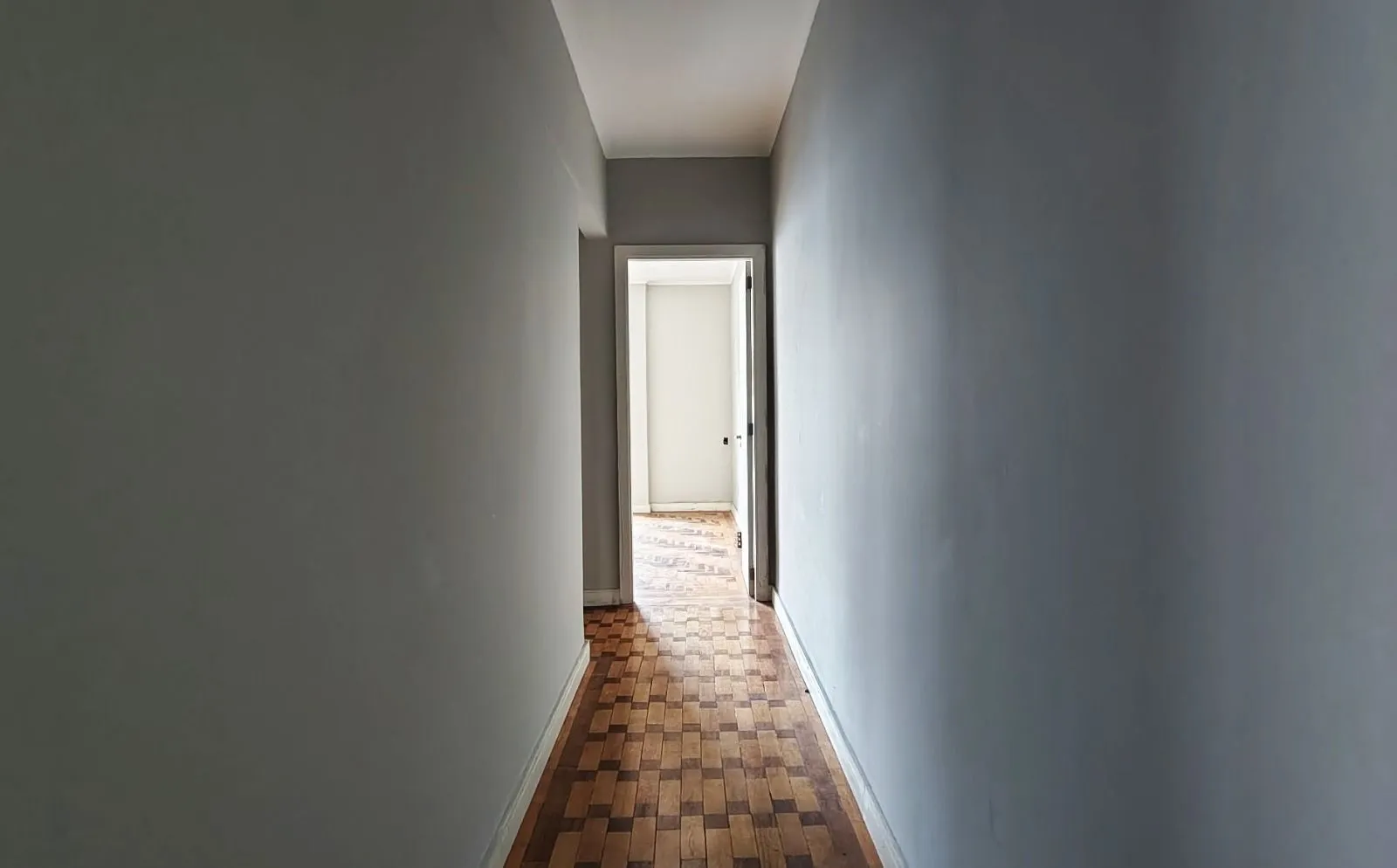 Imagem Apartamento de 3 dormitórios, 2 banheiros no Centro Histórico.