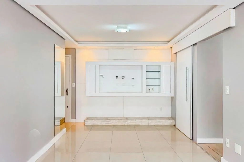 Imagem Apartamento 3 Dorm com Suíte e 2 Vagas no Cristo Redentor