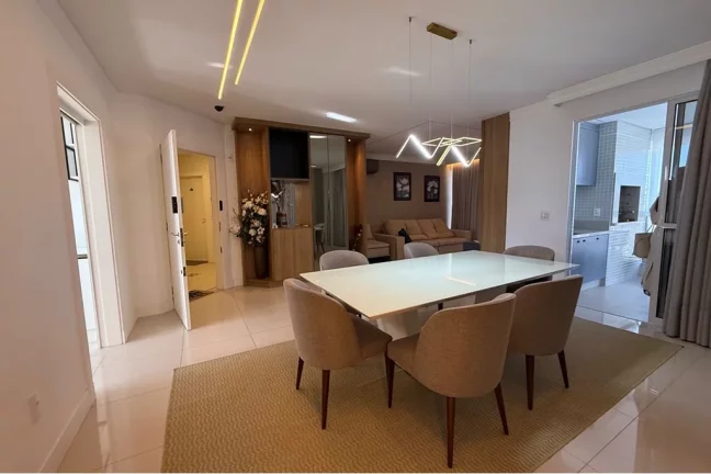 Imagem Apartamento à venda em Balneário Camboriú, Centro, com 3 quartos, 140m2