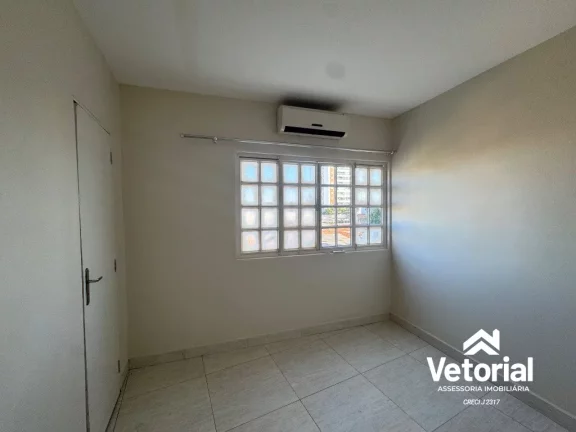 Imagem Aluguel de Apartamento no Centro de Barreiras-BA: 3 quartos, 3 suítes, 1 sala, 75m² de área. Venha conferir!