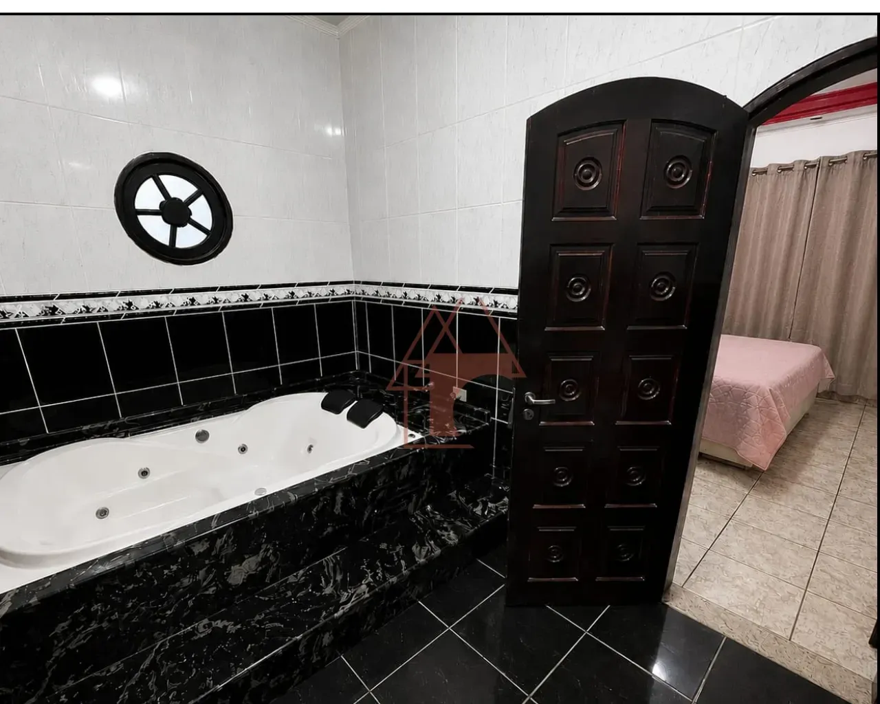Imagem Sobrado com 3 Quartos à Venda, 256 metros em Vale Verde - Cubatão