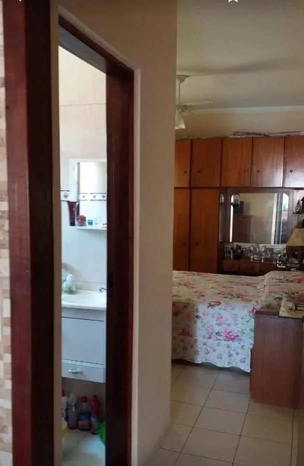 Imagem Casa à venda 3 Quartos, 1 Suite, 2 Vagas, 159M², Parque Senhor do Bonfim, Taubaté - SP