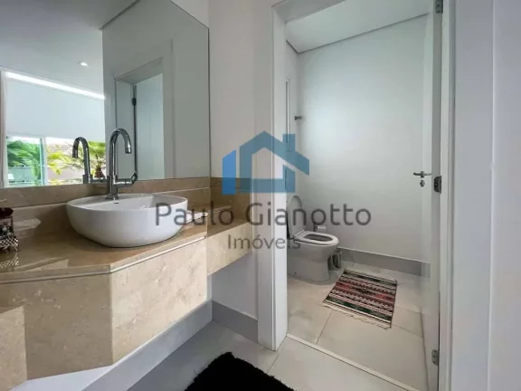 Imagem Mansão Imponente e Impecável à venda na Granja Viana