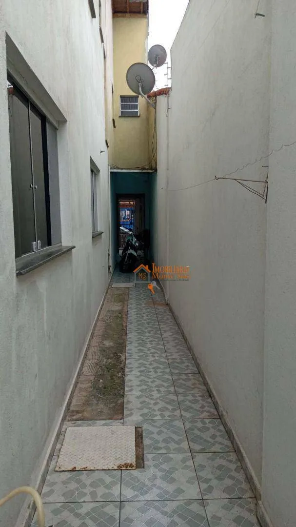 Imagem Sobrado com 5 dormitórios à venda, 300 m² por R$ 650.000,00 - Jardim Silvia - Guarulhos/SP