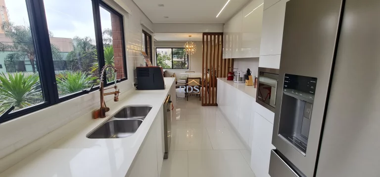 Imagem Vende lindo apartamento de 165m² porteira fechada na Vila Andrade.
