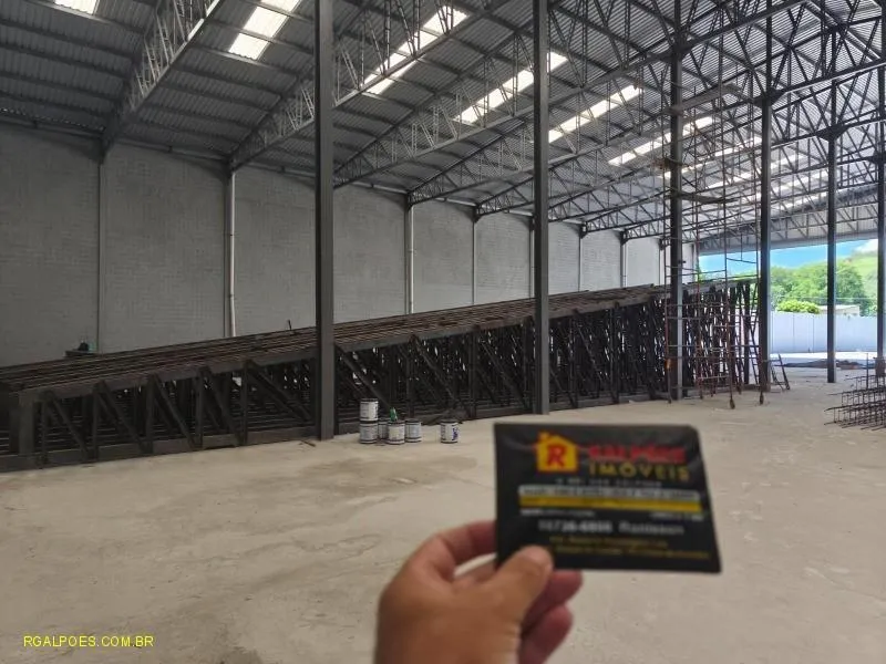 Imagem Galpão para Locação em DUQUE DE CAXIAS, Santa Cruz Da Serra, 2 banheiros