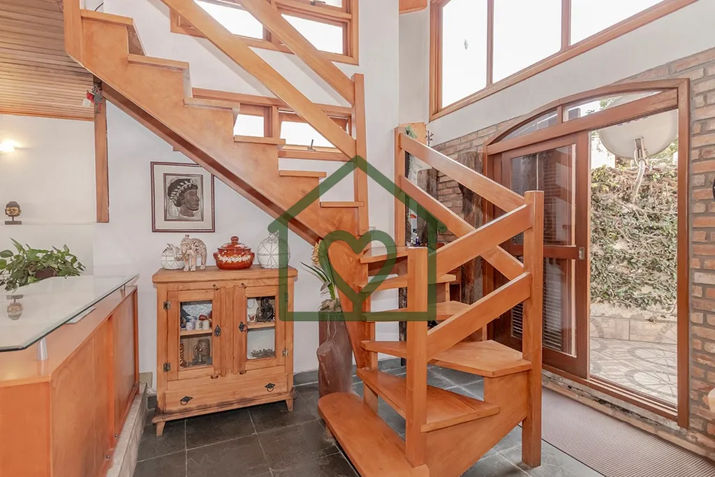Imagem Descubra a sua nova residência de luxo nesta incrível casa à venda em Passo D'Areia, Porto Alegre...