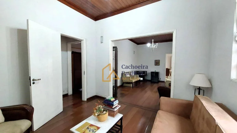 Imagem Casa com 4 dormitórios à venda - Centro - Cachoeira Paulista/SP