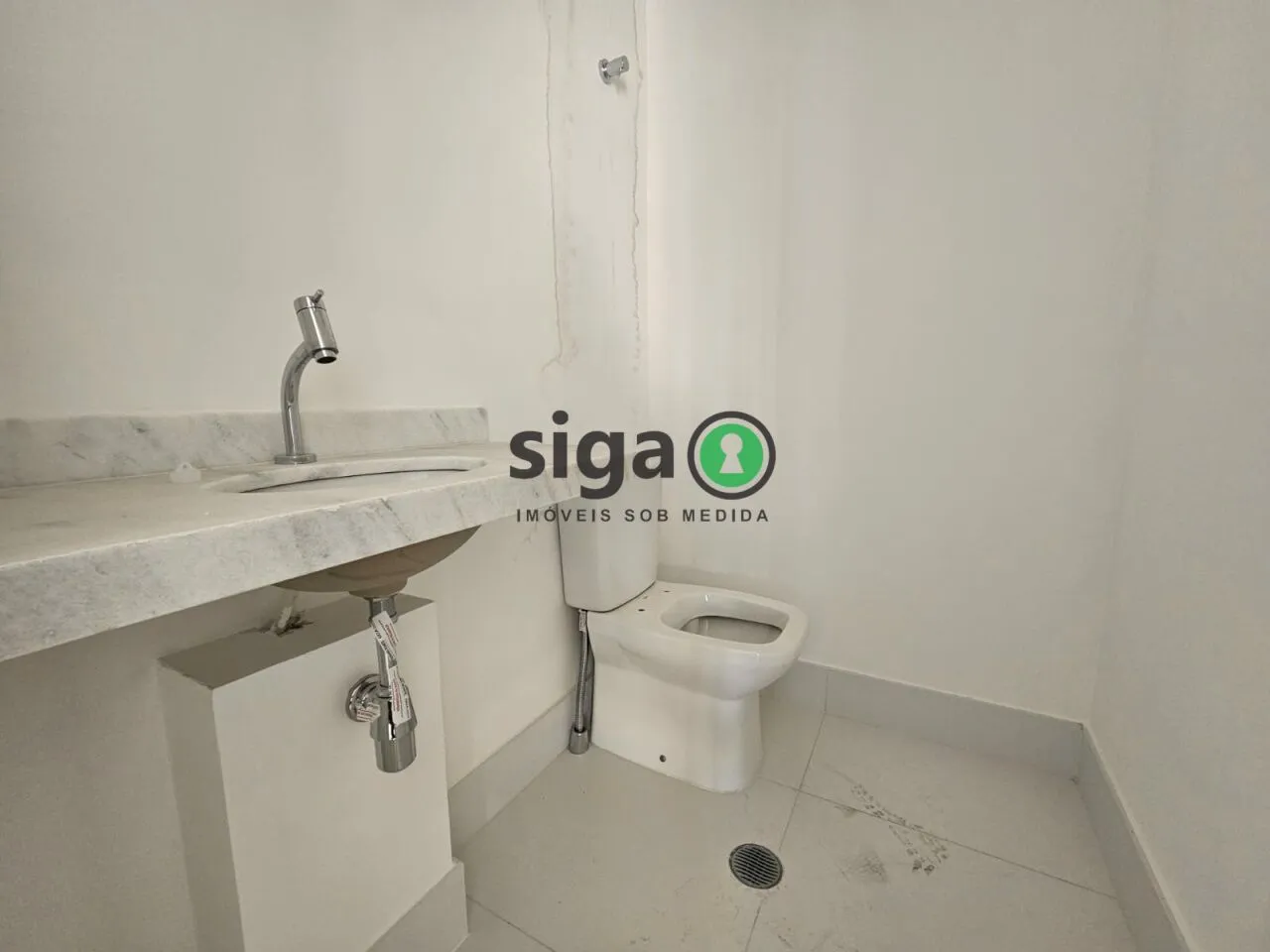 Imagem Apartamento à venda no Campo Belo, 130m², 3 suítes, varanda gourmet, 2 vagas
