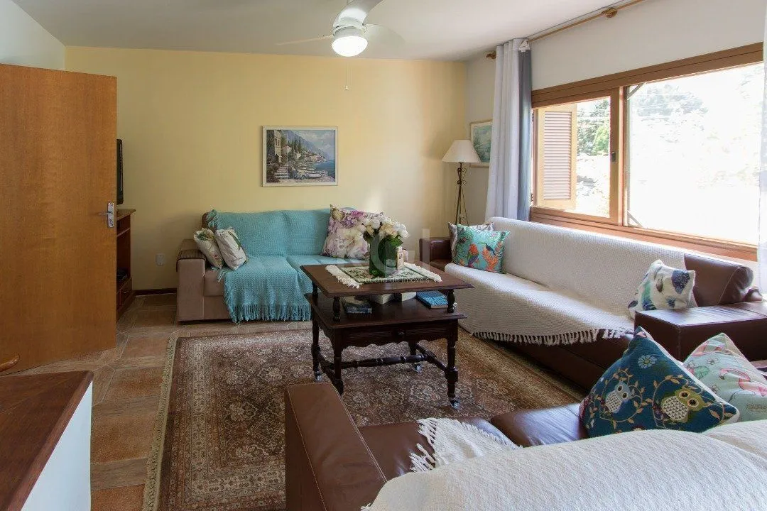 Imagem Casa para Venda - 211m², 3 dormitórios, 3 vagas - Vila Nova