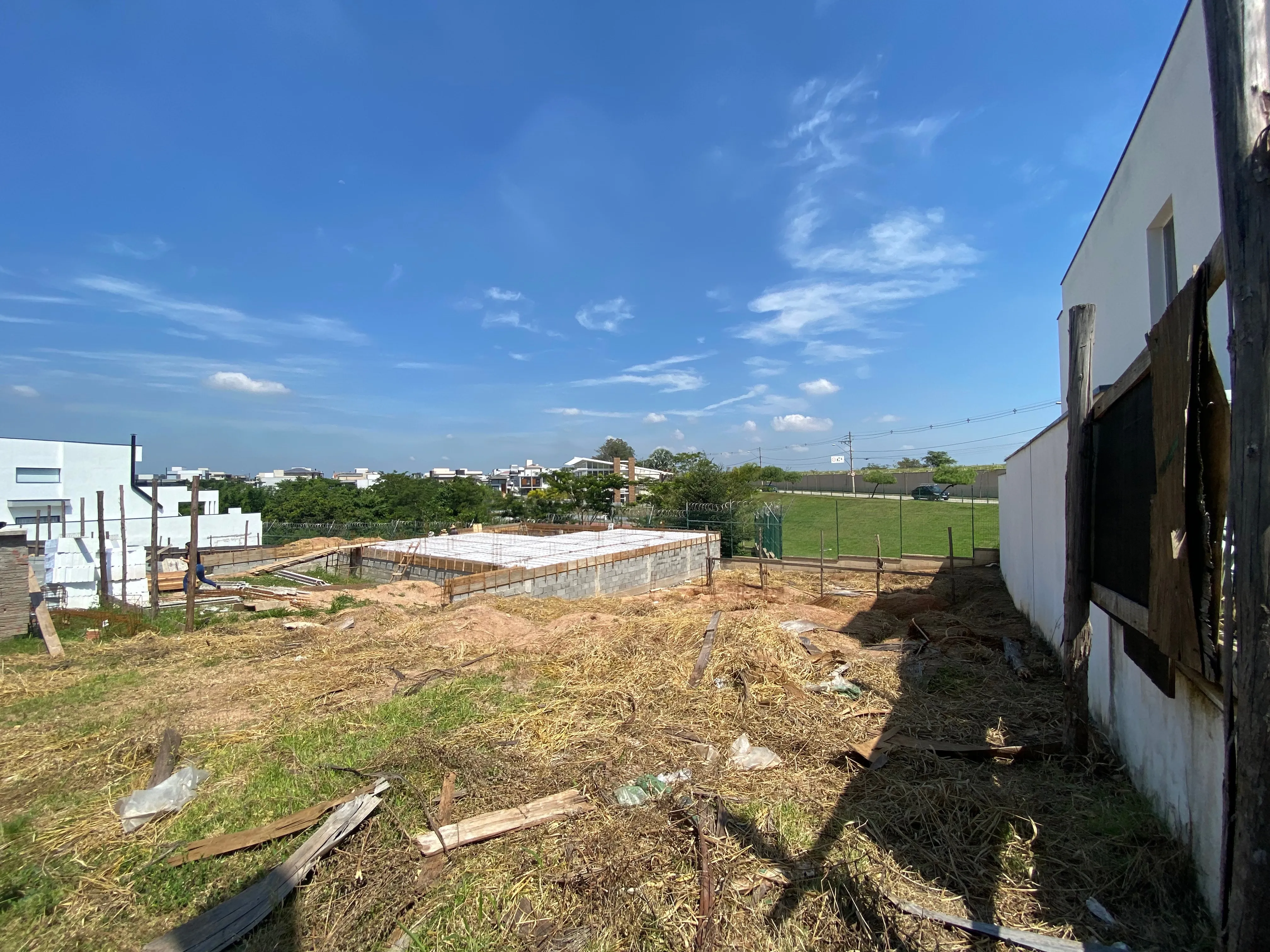 Imagem OPORTUNIDADE !! Excelente terreno de 300M² no Cond. Residencial Cyrela Esplanada