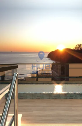 Imagem Duplex com 2 dormitórios à venda sendo 2 suítes, 202.8 m² por - R$ 8.617.506,52 - Cabeçudas - Itajaí/SC