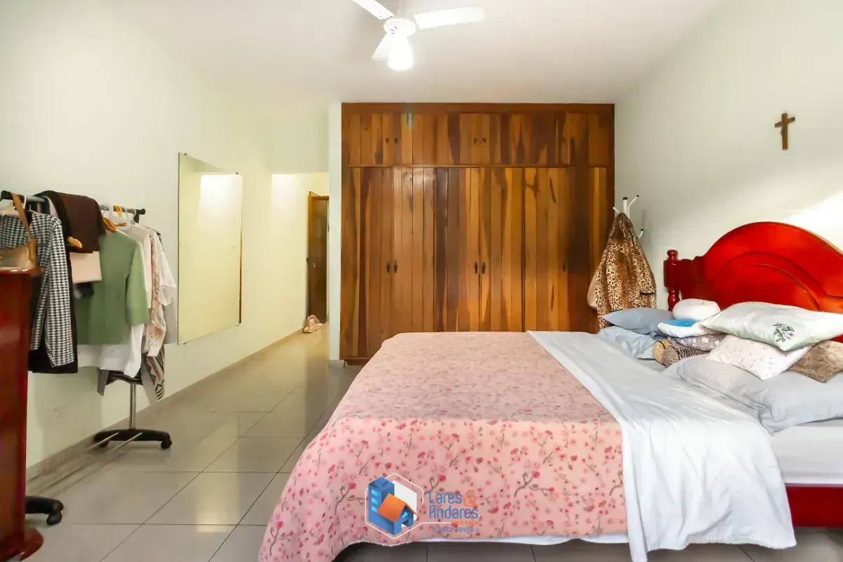Imagem Casa para venda em Vila Marari com 4 quartos, sendo 2 suítes, 149m²