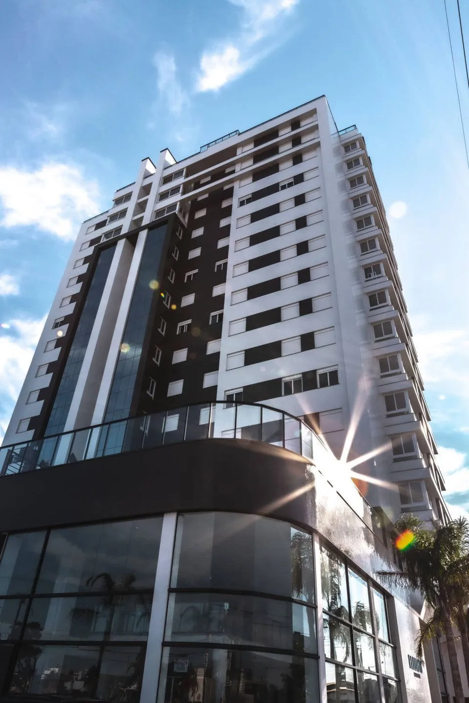 Imagem Apartamento à venda em Torres, Centro, com 2 quartos, 84.21m2