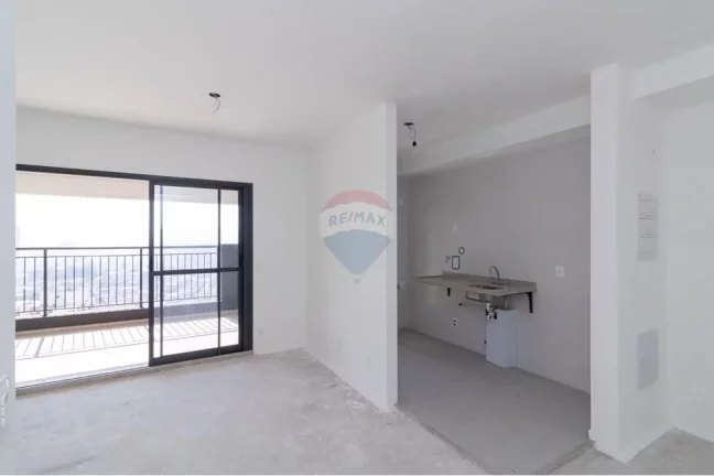 Imagem Apartamento NOVO, 2 suítes, 200 metros do Metro