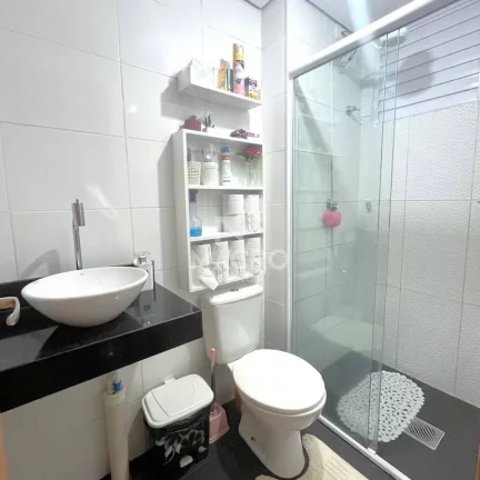 Imagem Apartamento Térreo | Jaraguá Esquerdo (Res. Jardim di Gênova) | 2 quartos | 44m²