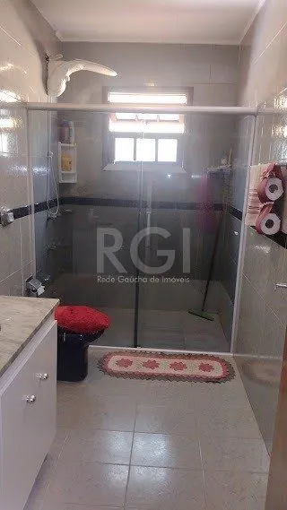 Imagem Casa 3 Quartos, 3 vagas de garagem, Bairro Cavalhada, Porto Alegre-RS.