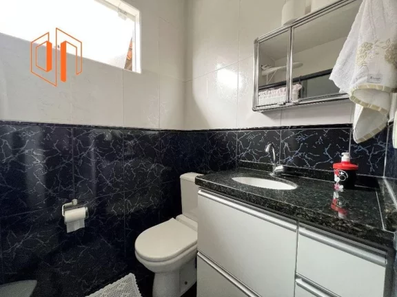 Imagem Casa para Venda em São José dos Pinhais, Cruzeiro, 2 dormitórios, 1 suíte, 3 banheiros, 2 vagas