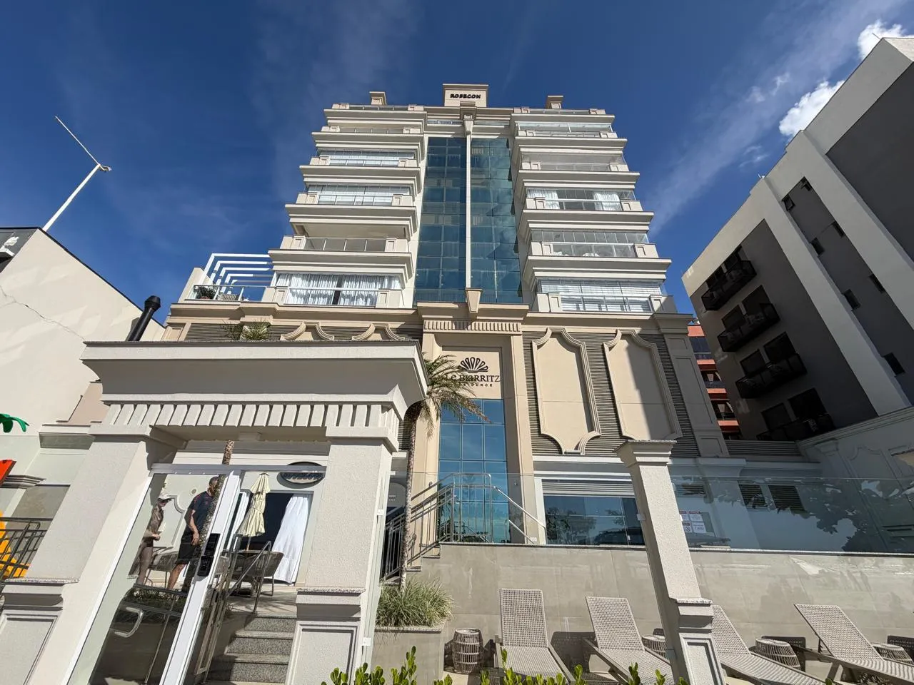 Foto do imóvel Apartamento com vista para o mar à venda com 192m2 por R$ 6.590.000,00