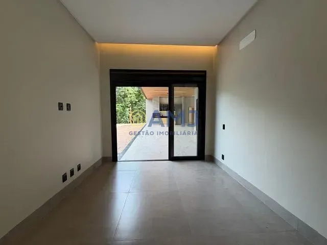 Imagem Chácara à Venda no Cond. Reserva das Aroeiras