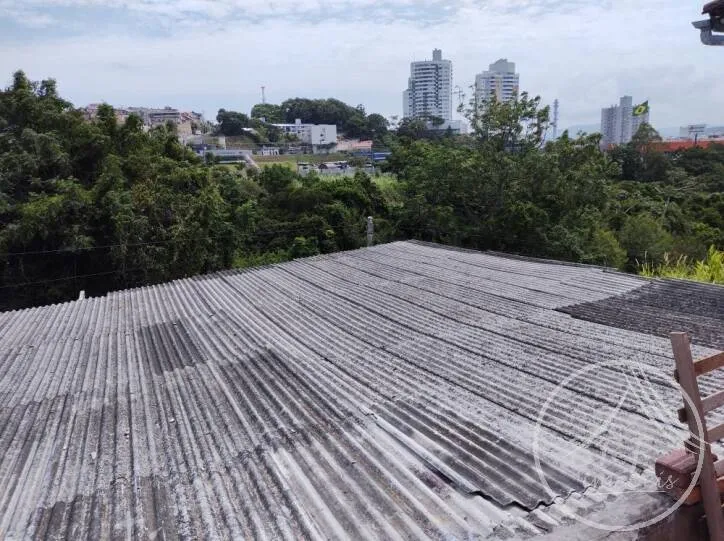 Imagem Invista e lucre: Potencial para duas rendas -Casa 2pisos 500 mts das pontes