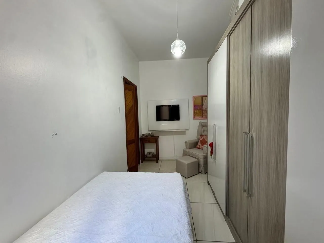 Imagem Apartamento de 2 dormitórios à venda no Centro Histórico de Porto Alegre - Amplo, ensolarado e bem localizado
