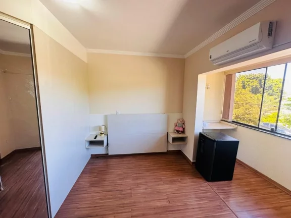 Imagem Casa para venda no bairro Hípica em Porto Alegre