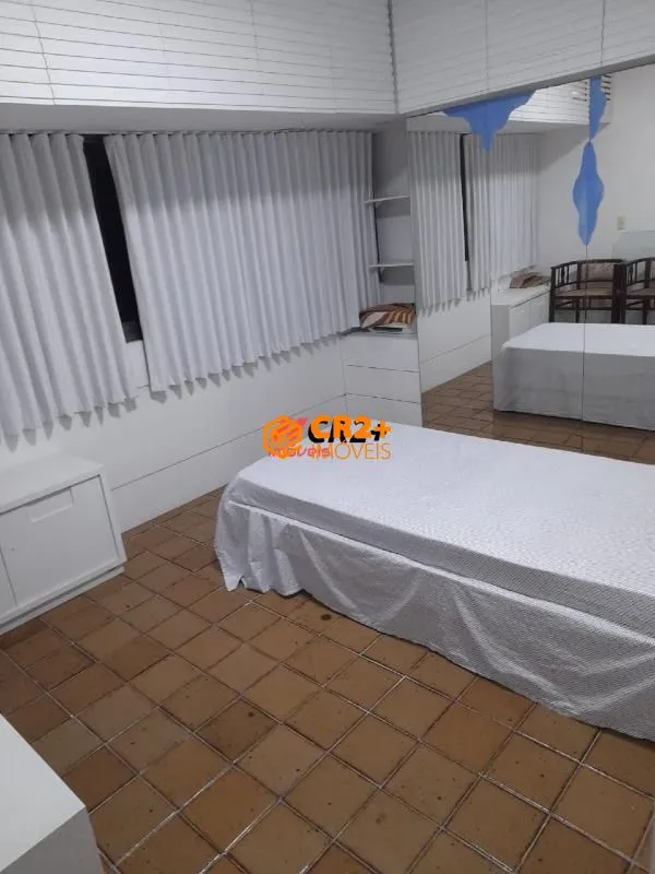Imagem Cobertura a Venda com 5 Quartos, 3 suítes e Piscina com 460m² em Boa Viagem em R