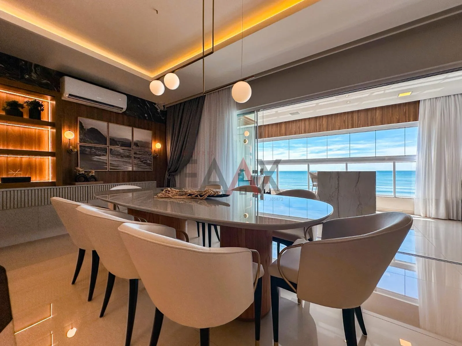 Imagem Apartamento no Château de Florence em Itapema SC com vista para o mar