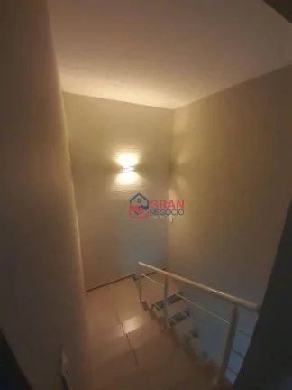Imagem Casa com 2 dormitórios à venda - Sítio Cercado - Curitiba/PR