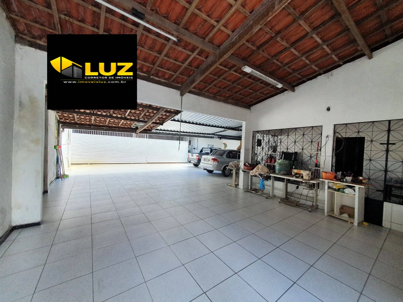 Imagem Casa com 528m² de Terreno em Messejana - Ideal para Morar ou Empreender!