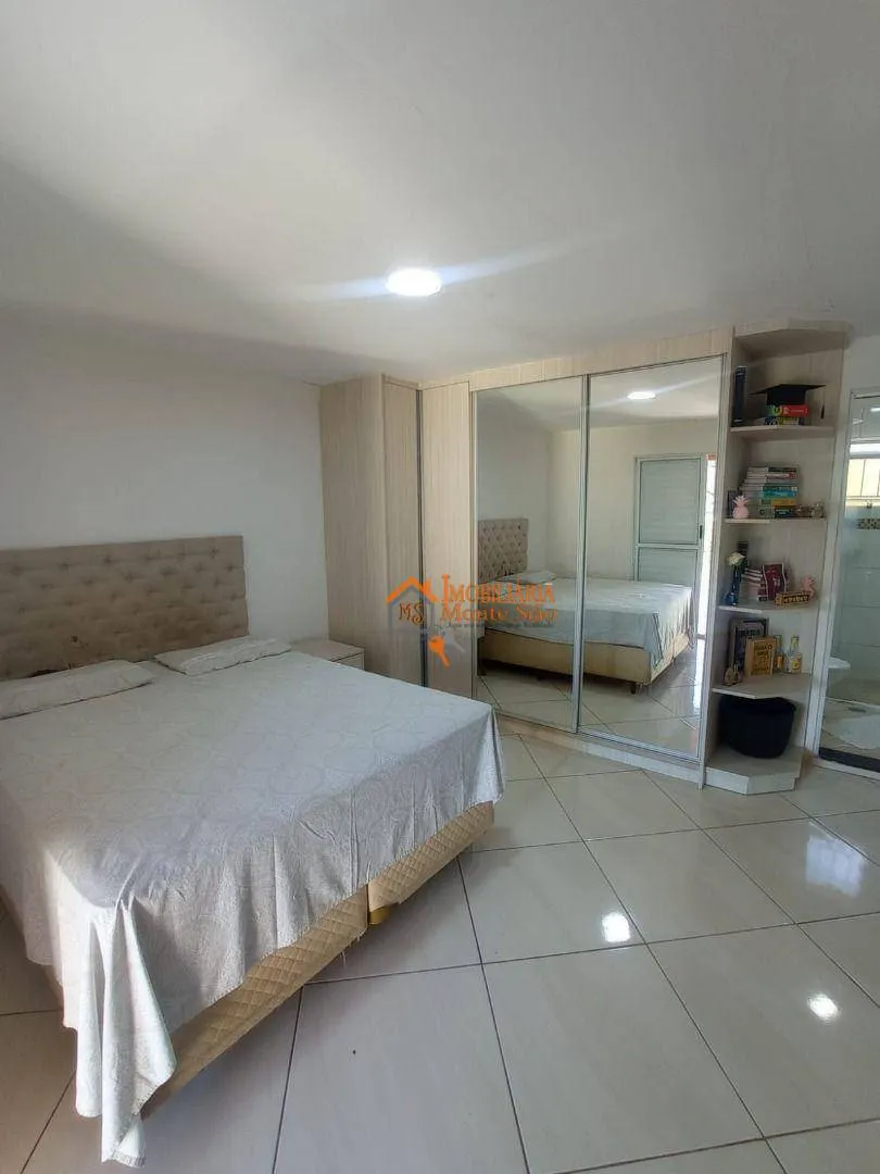 Imagem Sobrado com 5 dormitórios à venda, 200 m² por R$ 650.000,00 - Parque Flamengo - Guarulhos/SP