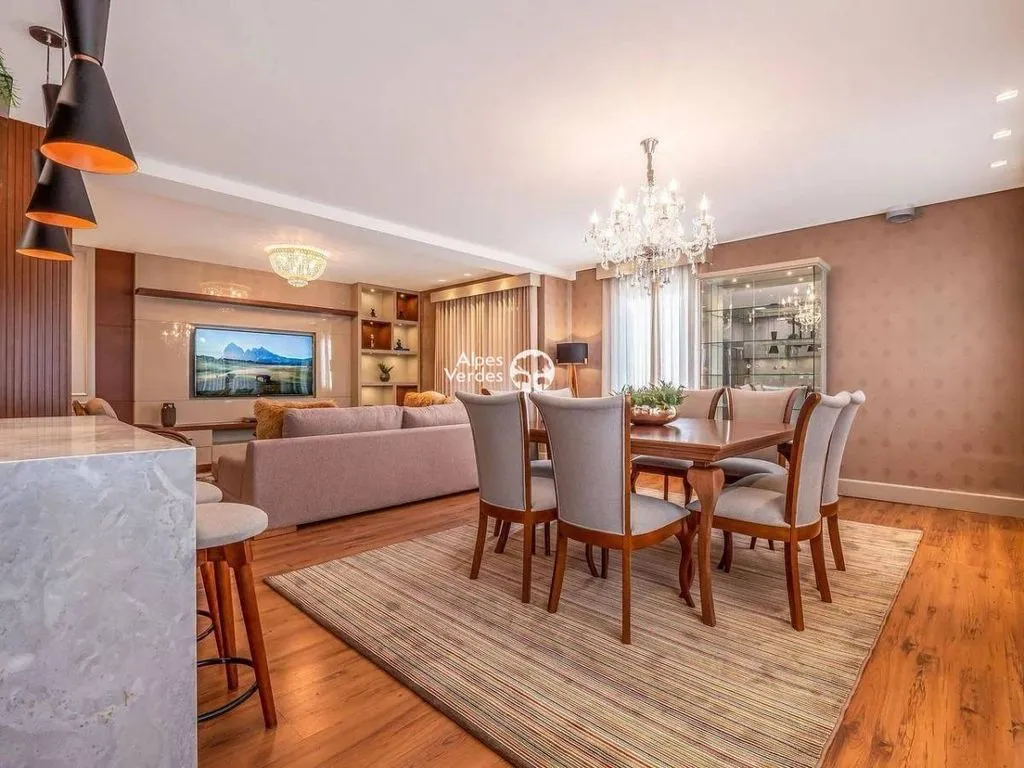 Imagem Vende-se Apartamento no Centro de Gramado, com 3 quartos