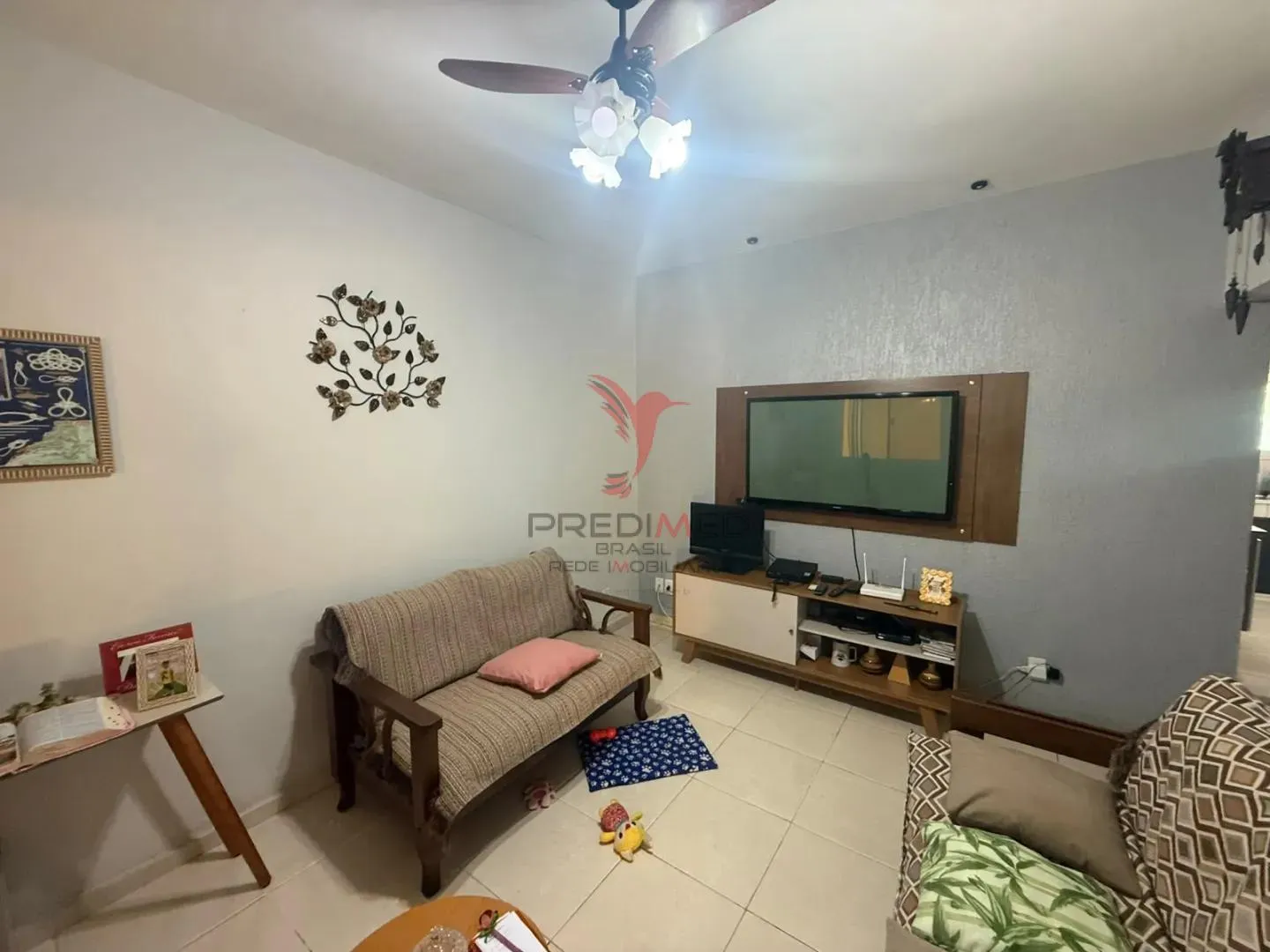 Imagem CASA À VENDA COM PISCINA - R$ 400.000